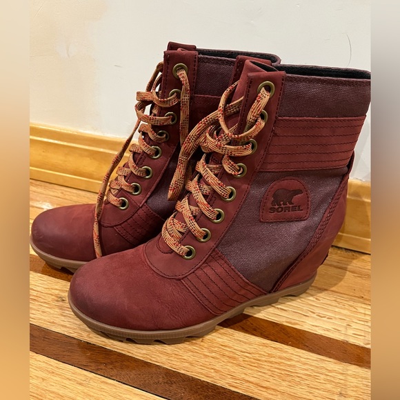 Sorel - Picture 1 of 7